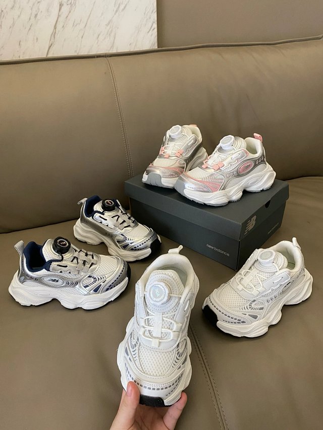 New Balance children's Shoes: seller detail photo 5