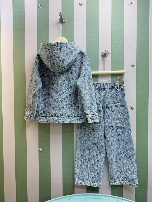 Dior Children's Set: seller detail photo 2