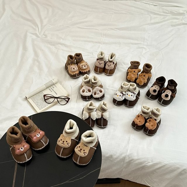 UGG Children's snow boots: seller detail photo 3