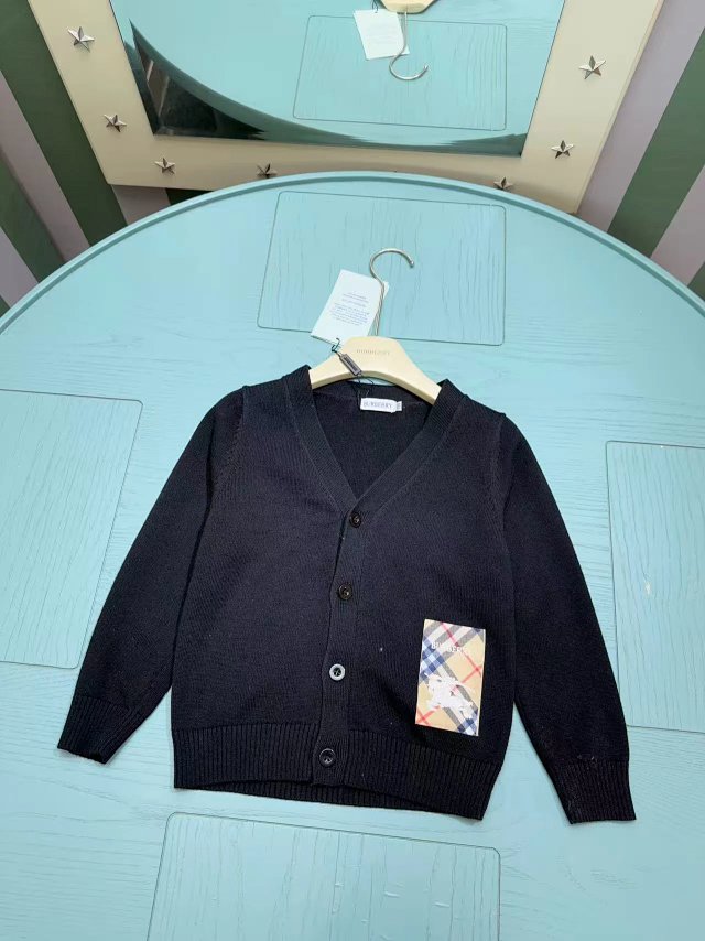 Burberry Children‘s Hoodie: seller detail photo 4