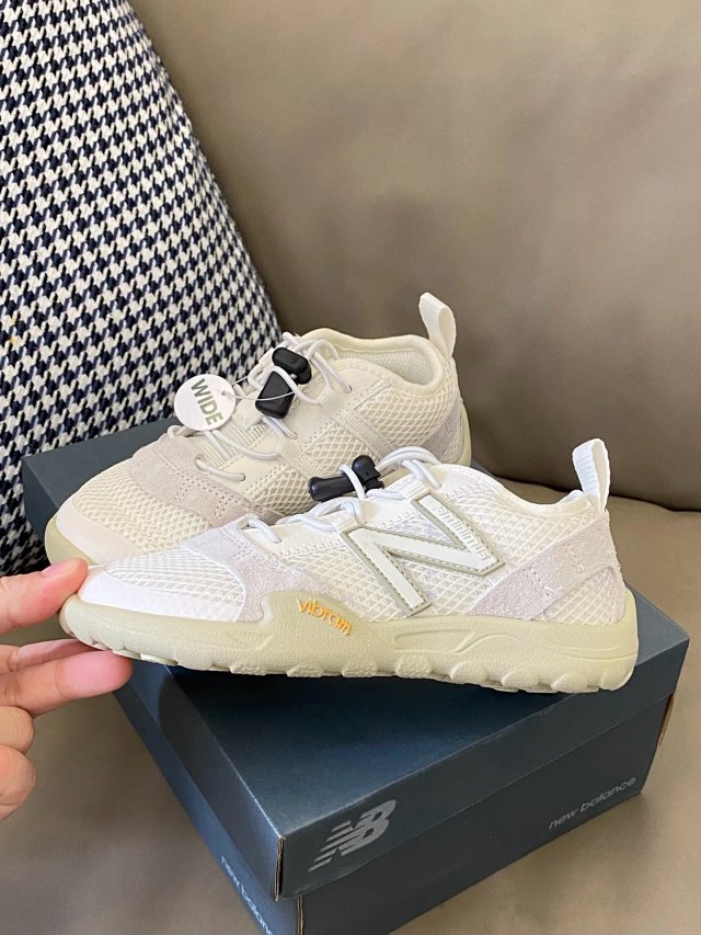 New Balance MT100 children's Shoes: seller detail photo 11