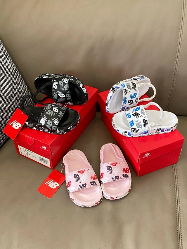 New Balance children's Slippers Shoes: seller detail photo 8