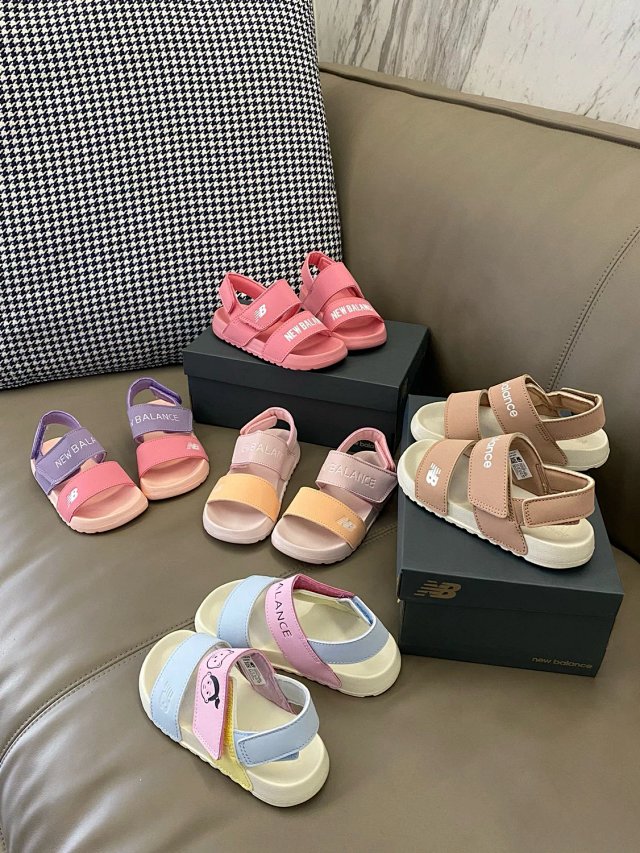 New Balance children's Slippers Shoes: seller detail photo 10