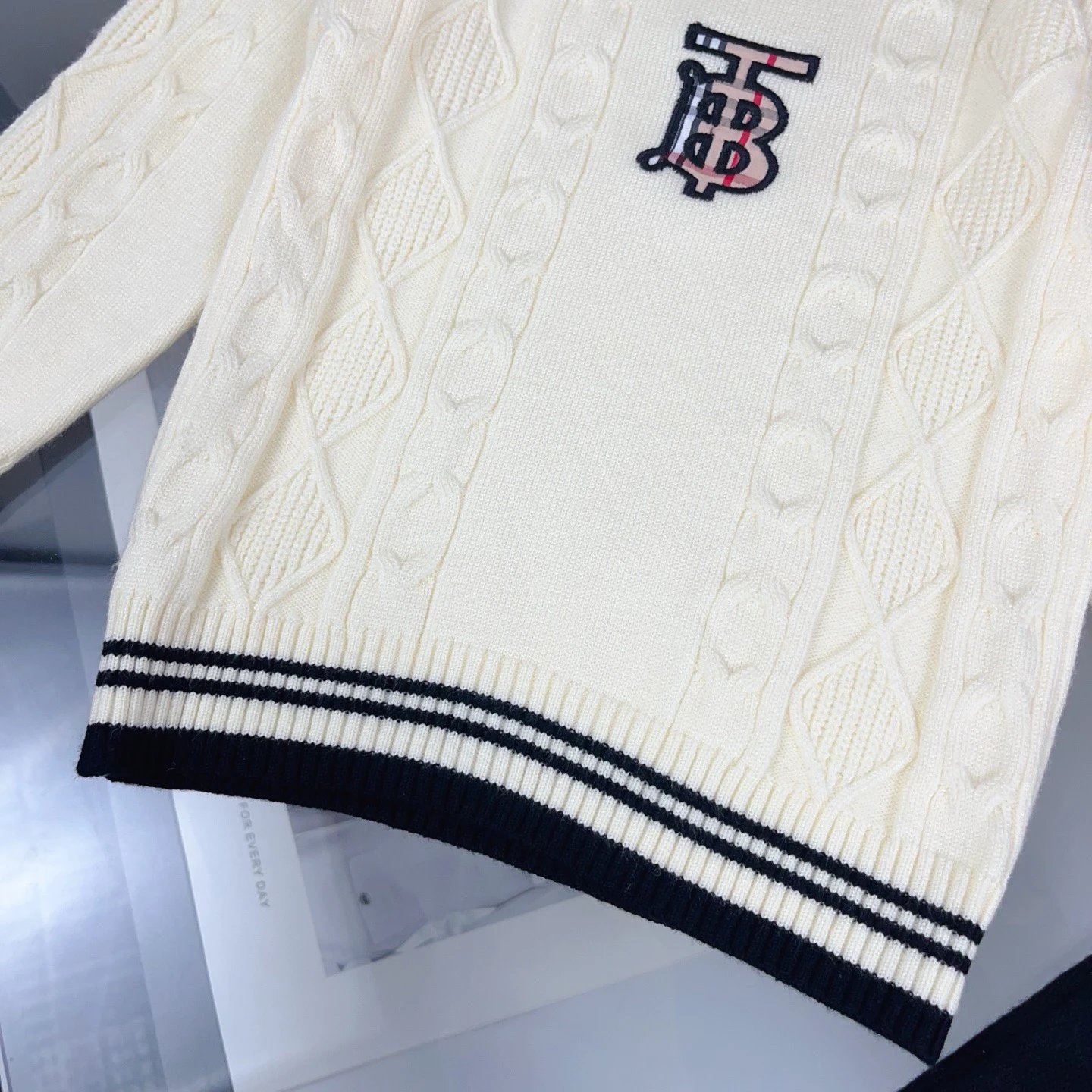 Thom Browne Dachshund Intarsia Knit Cardigan and Pants Set Navy - 10
