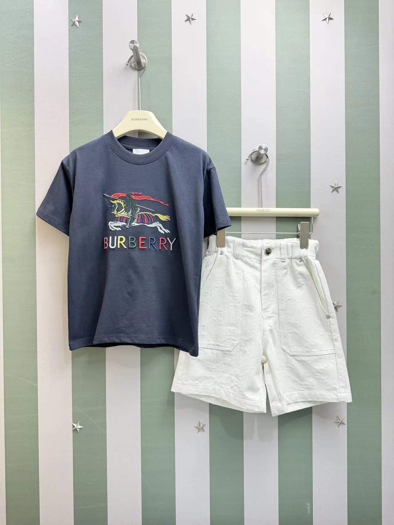 Kid Burberry Blue T-Shirt and White Shorts Set