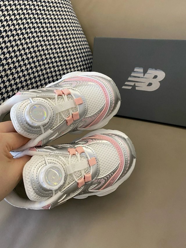 New Balance children's Shoes: seller detail photo 10