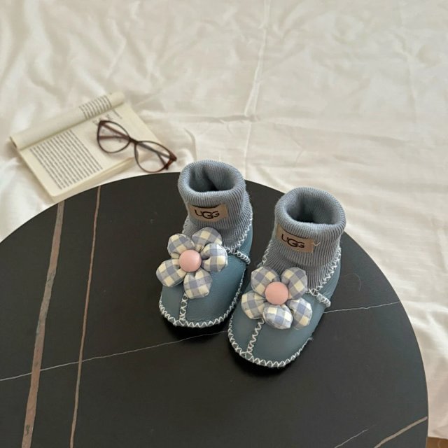 UGG Children's snow boots: seller detail photo 10