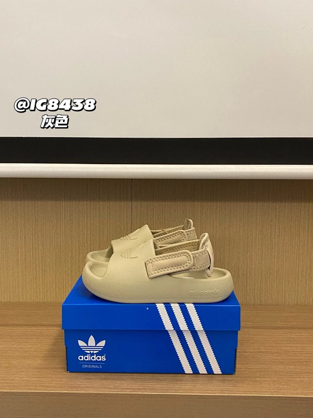 Adidas Children's Slippers Shoes: seller detail photo 12