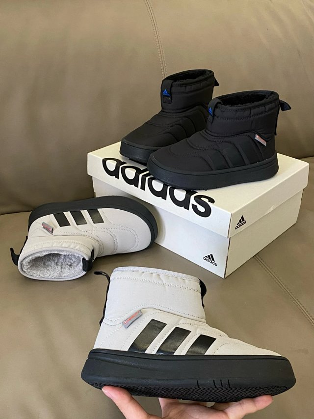 Adidas Children's Shoes: seller detail photo 5