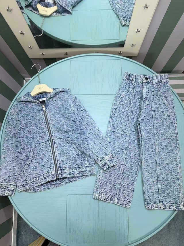 Dior Children's Set: seller detail photo 3