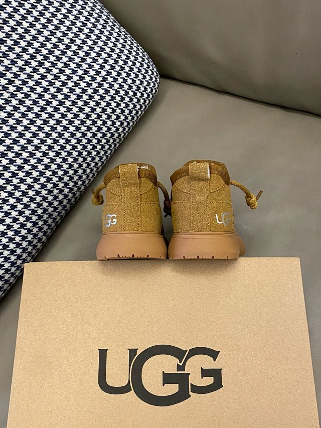 UGG Children's snow boots: seller detail photo 8