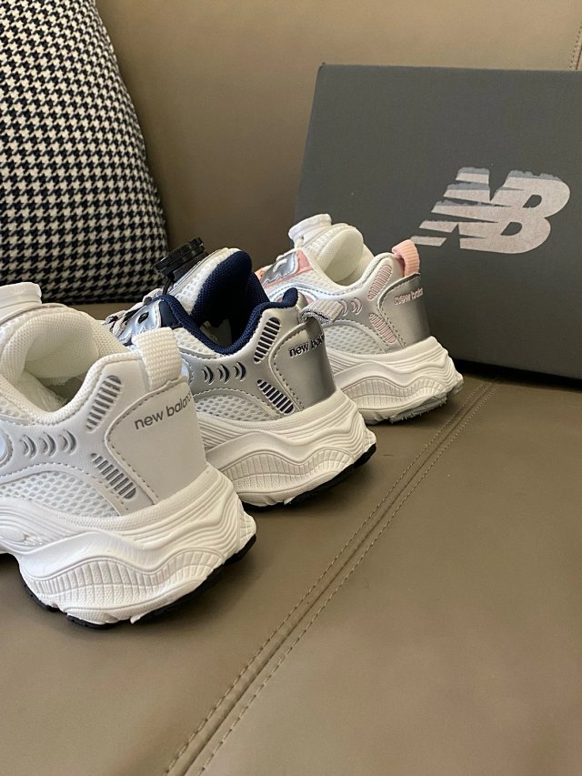 New Balance children's Shoes: seller detail photo 6