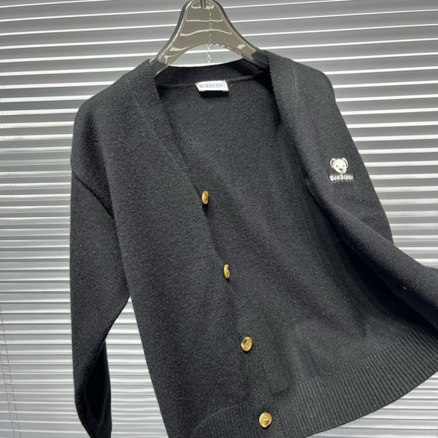 Burberry Children's Hoodie: seller detail photo 9