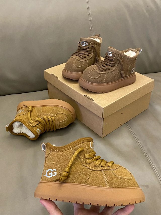 UGG Children's snow boots: seller detail photo 7