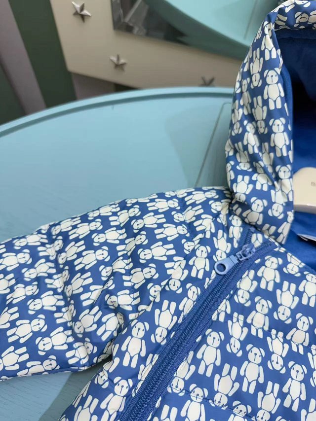 Burberry Children’s jumpsuit: seller detail photo 6