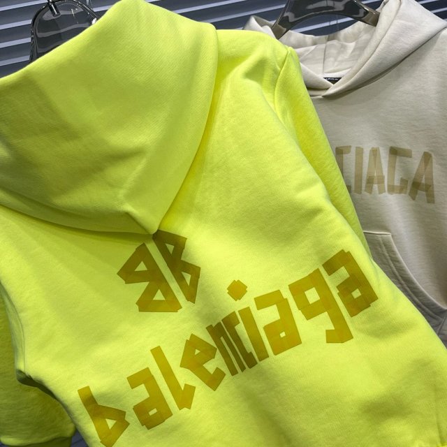 Balenciaga Children's Hoodie: seller detail photo 4