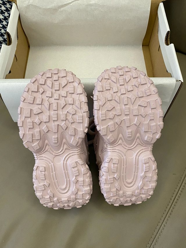 Balenciaga children's shoes: seller detail photo 10
