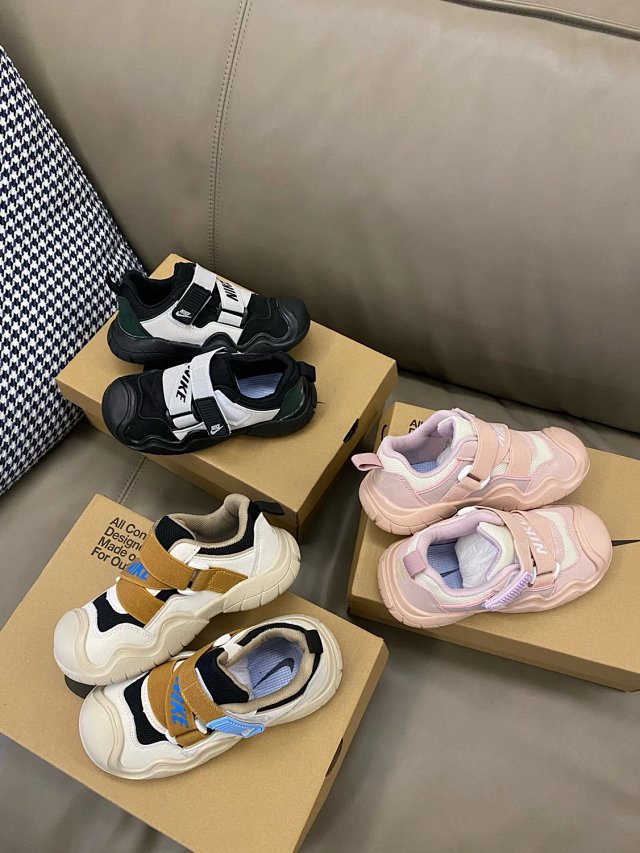 Nike children's Shoes: seller detail photo 8