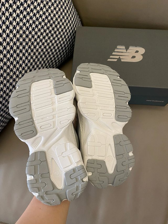 New Balance children's Shoes: seller detail photo 11