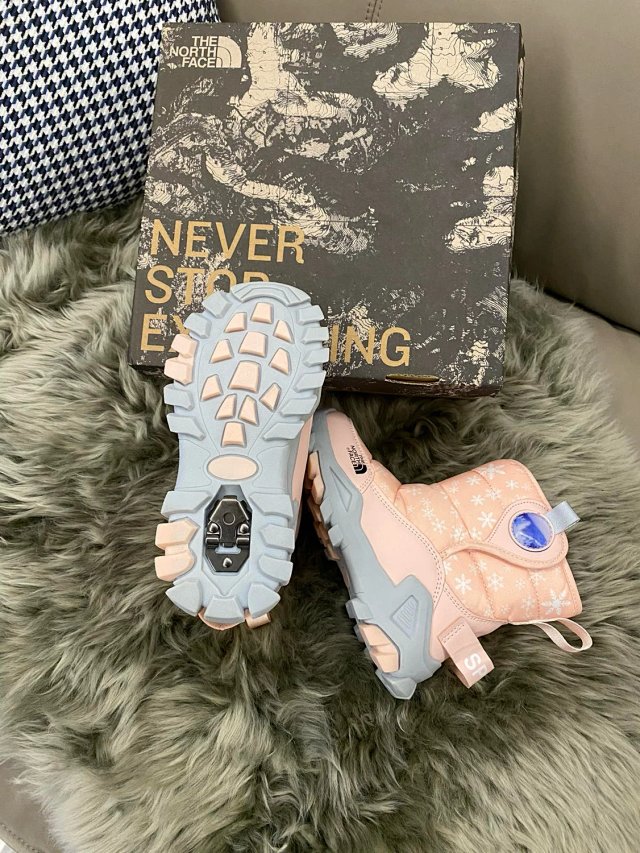 The North face children's Snow shoes: seller detail photo 9