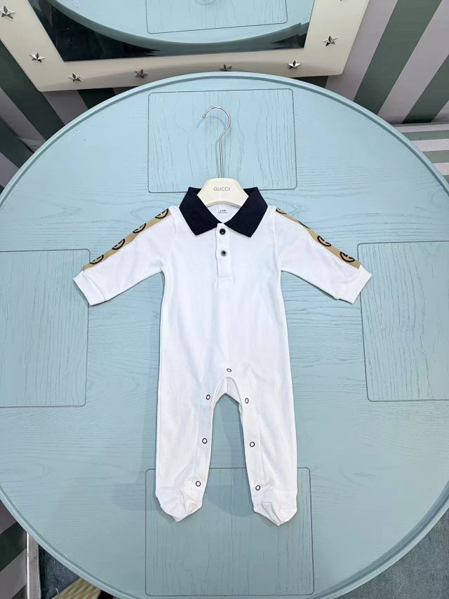 Gucci Children's Jumpsuit: seller detail photo 11