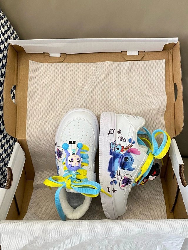 Nike children's Shoes: seller detail photo 6