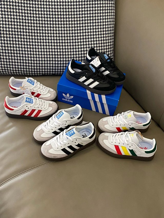Adidas Children's Shoes: seller detail photo 11