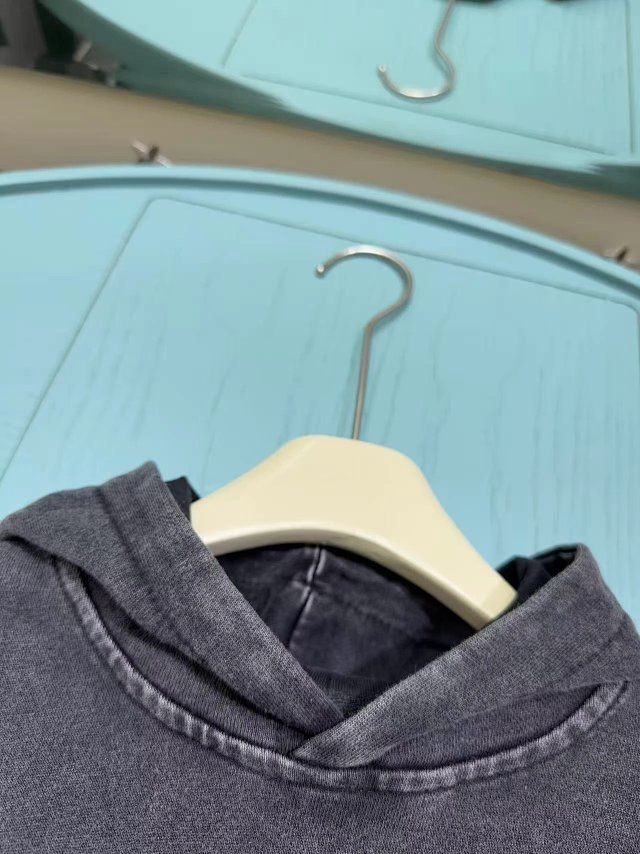 Balenciaga Children‘s Hoodie: seller detail photo 5