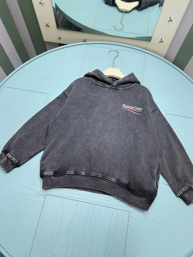 Balenciaga Children‘s Hoodie: seller detail photo 4