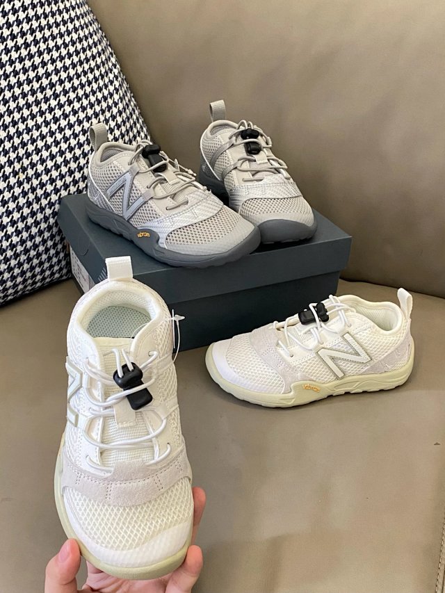 New Balance MT100 children's Shoes: seller detail photo 5
