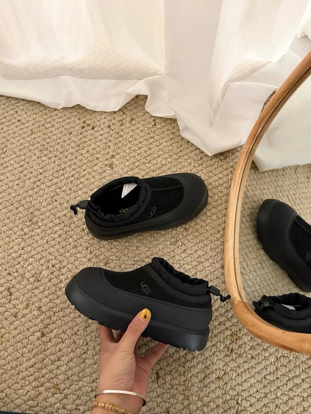 UGG Children's snow boots: seller detail photo 10