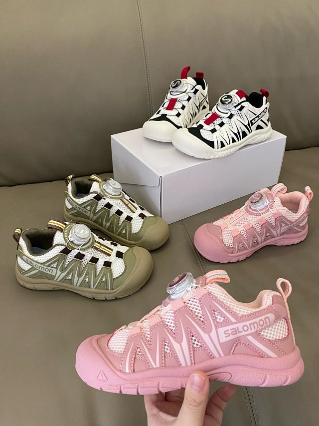 Salomon Children's Shoes: seller detail photo 8