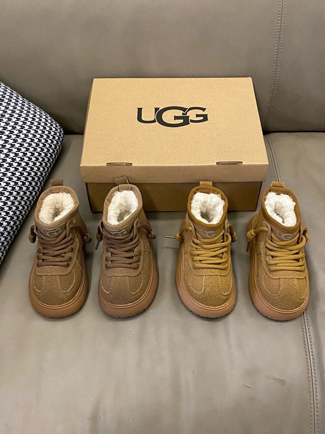 UGG Children's snow boots: seller detail photo 6