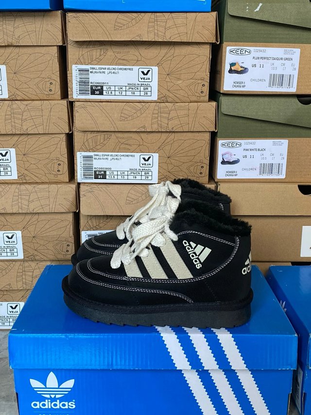 Adidas Children's Shoes: seller detail photo 14