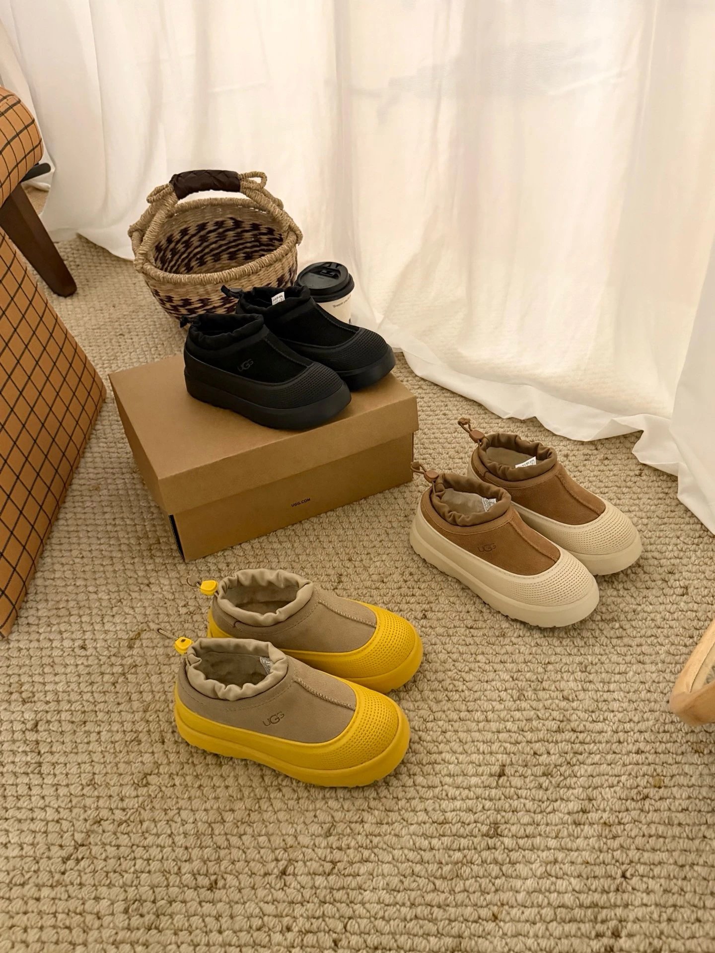 Kid UGG Beige and Yellow Slip-On Shoes