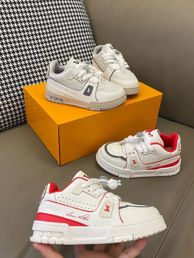 LV Louis Vuitton Children's Shoes: seller detail photo 5