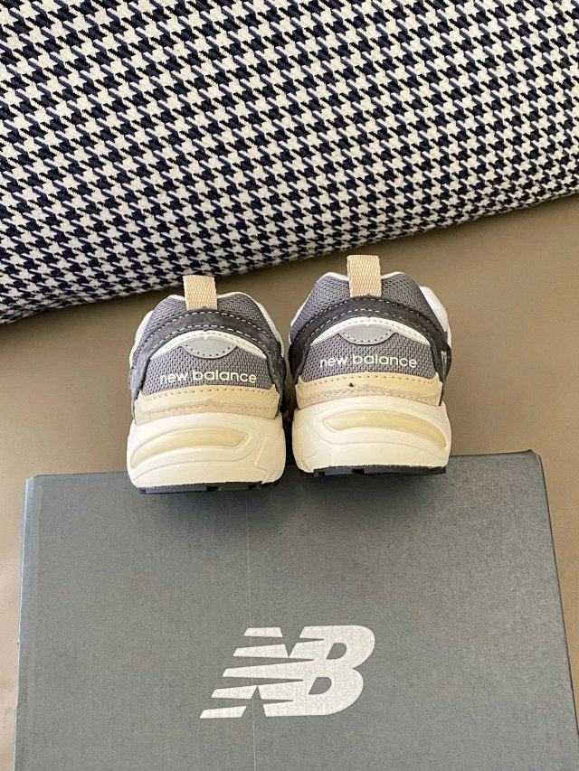 New Balance 878 children's Shoes: seller detail photo 11