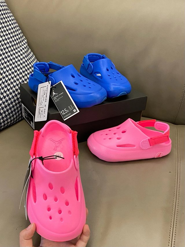 Nike Jordan children's slippers Shoes: seller detail photo 14