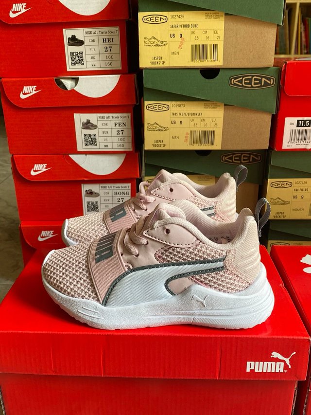 PUMA Children's Shoes: seller detail photo 14