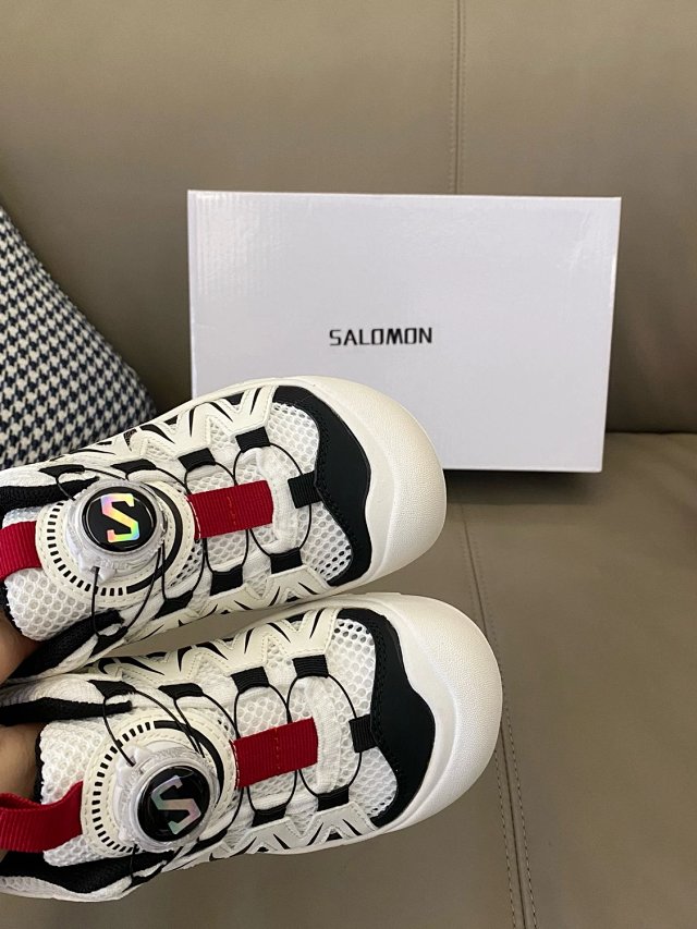 Salomon Children's Shoes: seller detail photo 9