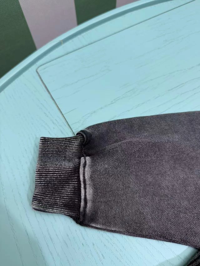 Balenciaga Children‘s Hoodie: seller detail photo 7