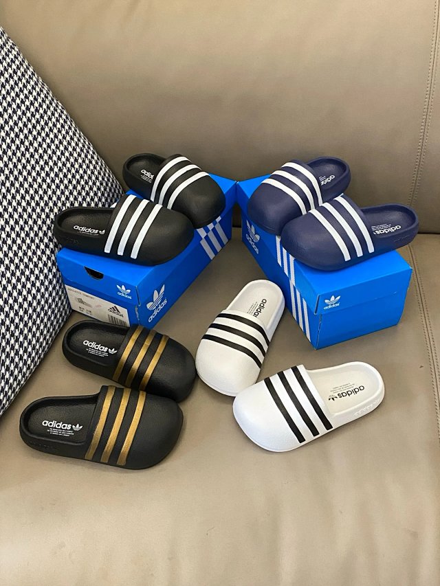 Adidas Children's Slippers Shoes: seller detail photo 10
