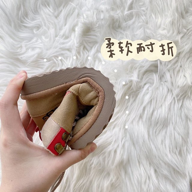 UGG Children's snow boots: seller detail photo 12