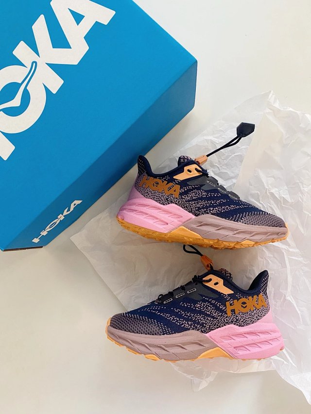 Hoka one one speedgoat 5 Children's Shoes: seller detail photo 11