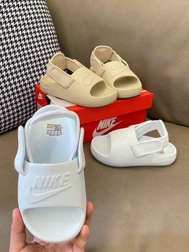 Nike children's Slippers Shoes: seller detail photo 5