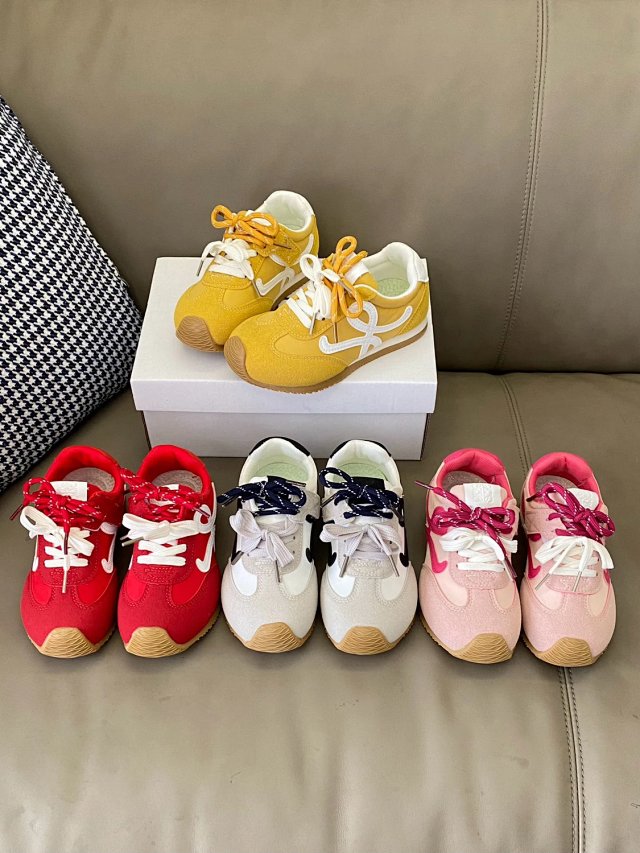 Loewe Children's Shoes: seller detail photo 11