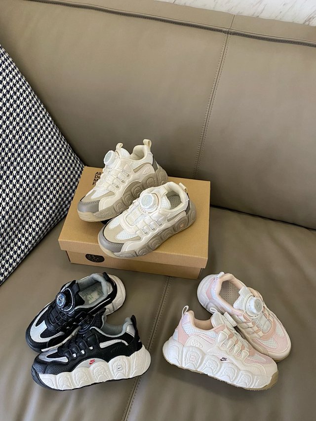 Nike children's Shoes: seller detail photo 2