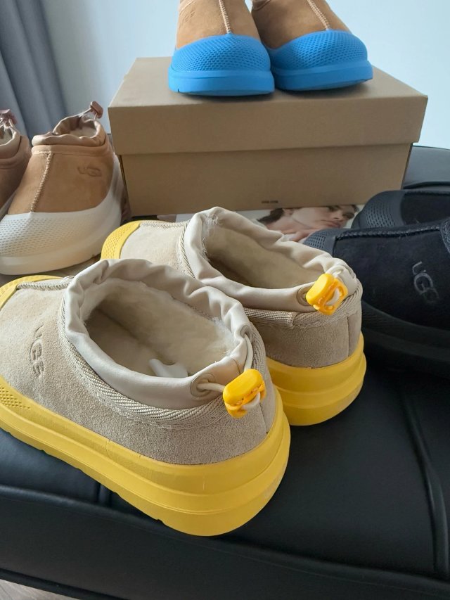 UGG Children's snow boots: seller detail photo 11