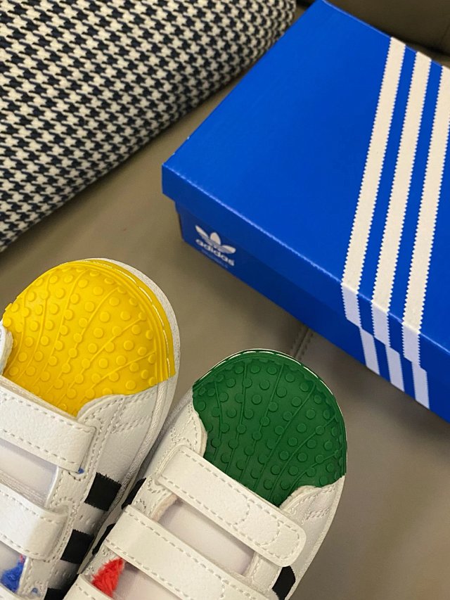 Adidas Children's Shoes: seller detail photo 10