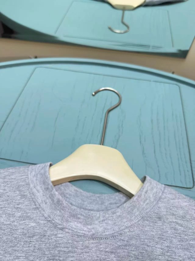 Gucci Children's Hoodie: seller detail photo 5